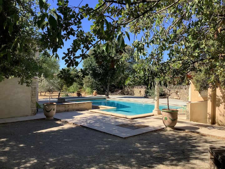 Villa à Cabrières-d'avignon - Gordes