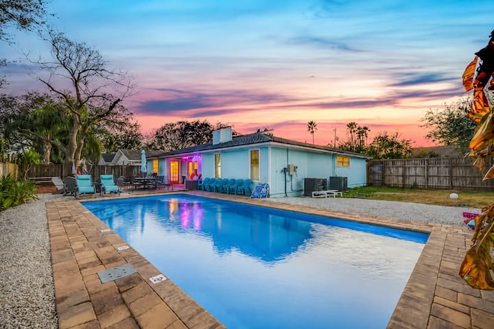 Heated Pool Home Near Beach, W/golf Cart Included! - Jacksonville, FL