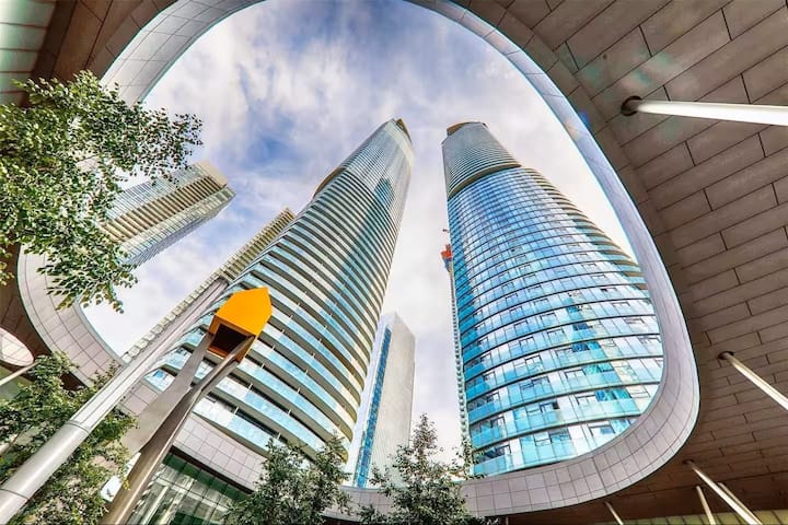 Chic Core Condo Steps From Scotiabank Arena - 多倫多