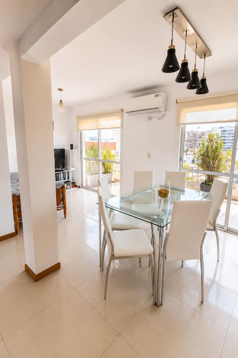 Successful Airbnb property: Beautiful Exclusive Apartment in Rosario! in Rosario