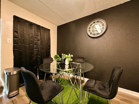 Dining area — photo 2