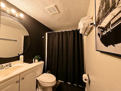 Full bathroom — photo 3
