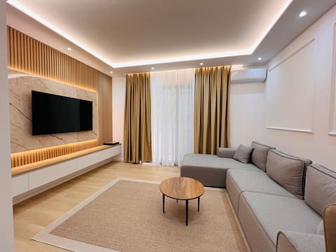 Top Airbnb: Luma Residence Tirana | Cozy Apartment | fast Wifi in Njësia Bashkiake Nr. 6