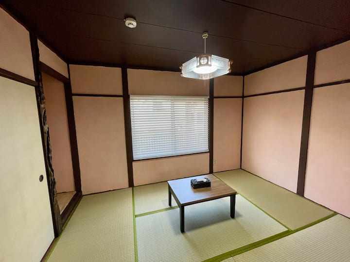 サニーサイドホステル2号館、小さな貸切旅館最大4人、任天堂ミュージアム徒歩圏内、小型駐車場完備! - Uji