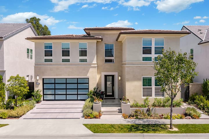 Toll Brothers Luxury Single-family Home 4 B 4.5 B - Silverado Canyon, Silverado