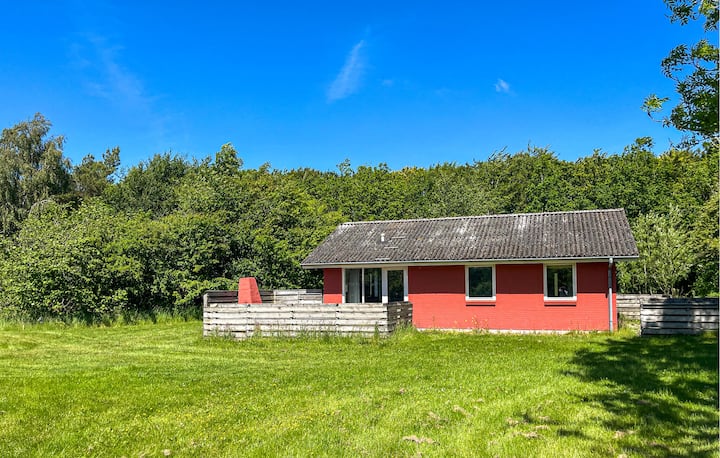 2 Bedroom Beautiful Home In Bindslev - Tversted