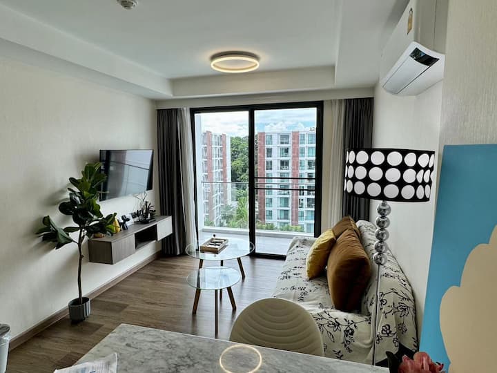 Central Festiva/泳池景观房/可做饭/a717/一居室cp - Chiang Mai