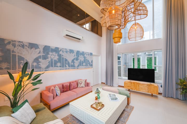 Living room 1 image 7