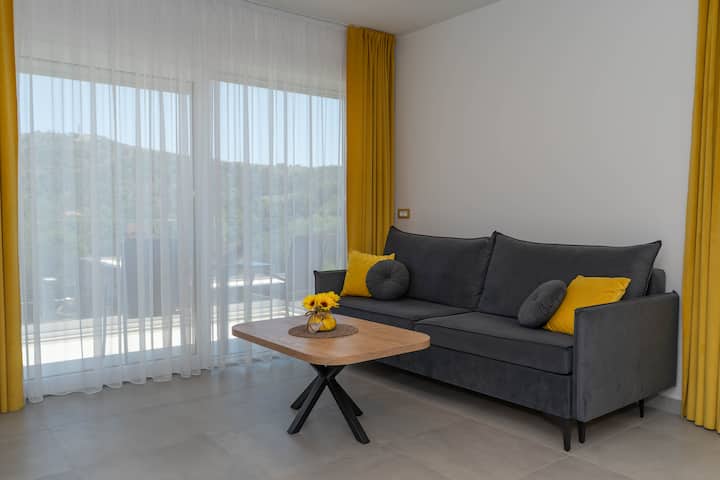 Living room 2