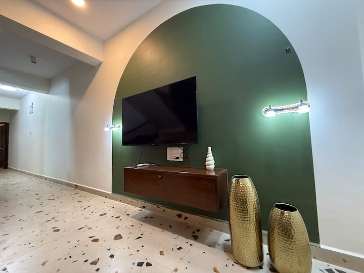 Living room image 8