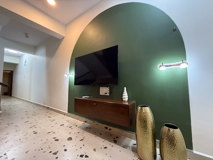 Living room image 9