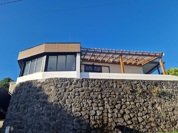Logement Vue Mer Agrandi Et Refait à Neuf - Saint-Pierre