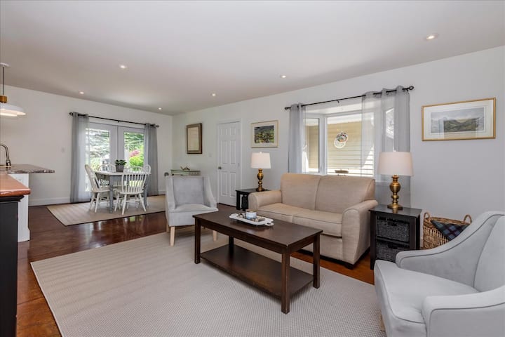 Downtown Bungalow - Collingwood