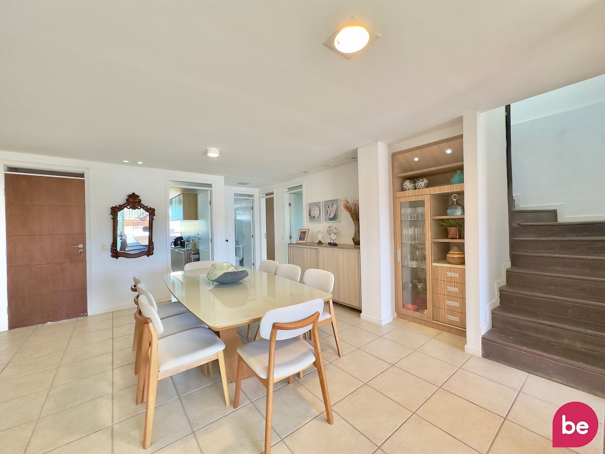 Foto do anúncio de Cobertura Duplex de Alto Padrão com vista mar em Porto das Dunas, Aquiraz