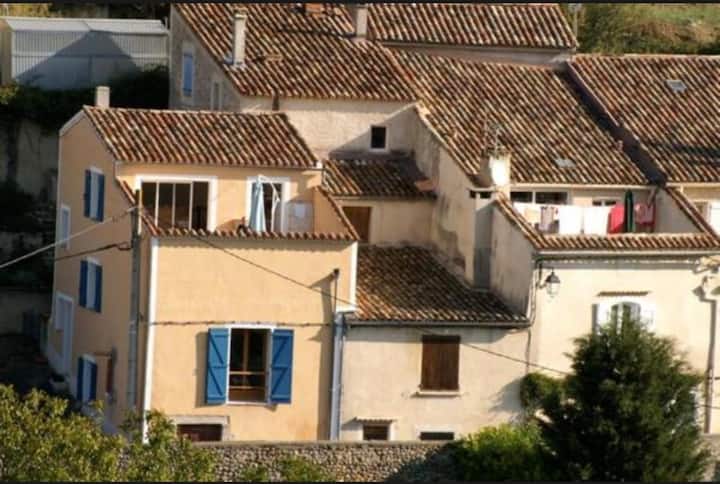 Maison De Village. Sept Couchages 7 Jours Minimum - Lake of Sainte-Croix