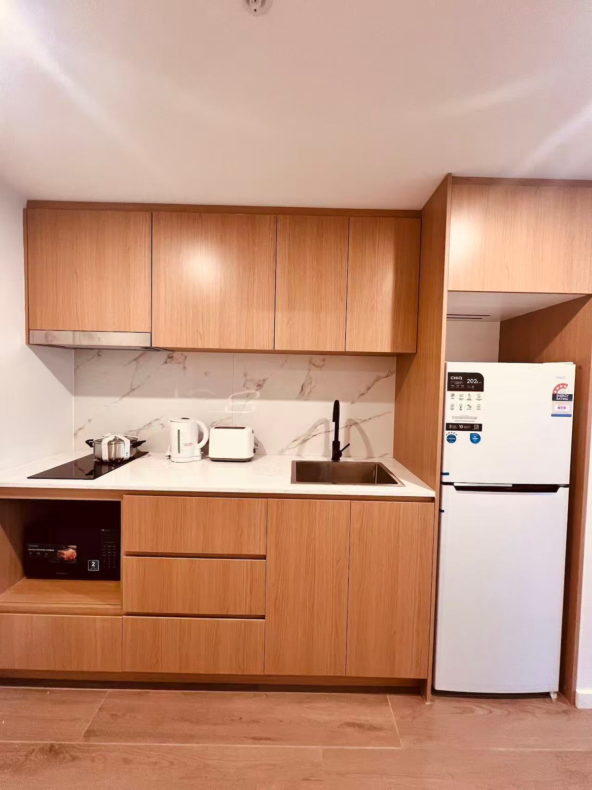 Ashfield New Spacious Place