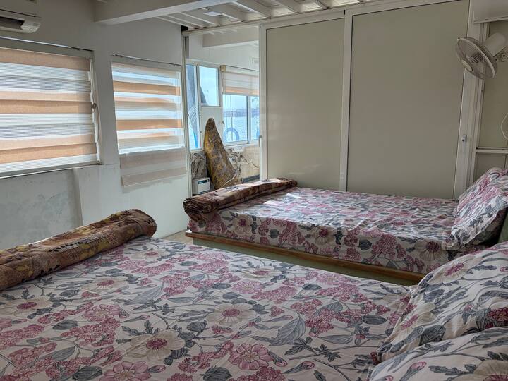 Bedroom 2 image 2