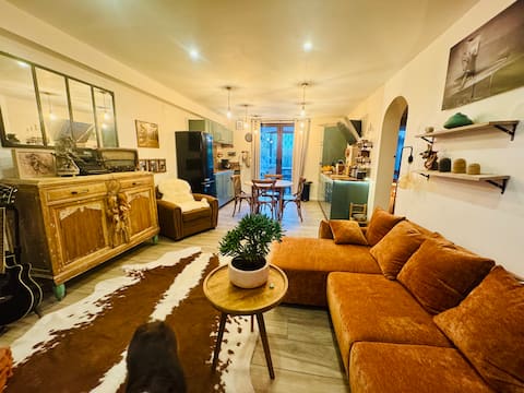 Top Airbnb: Very nice ground floor apartment à Saintes Maries De La Mer