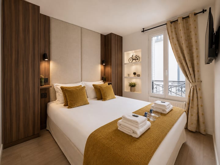 Suite 14a  Tour Eiffel - Paris
