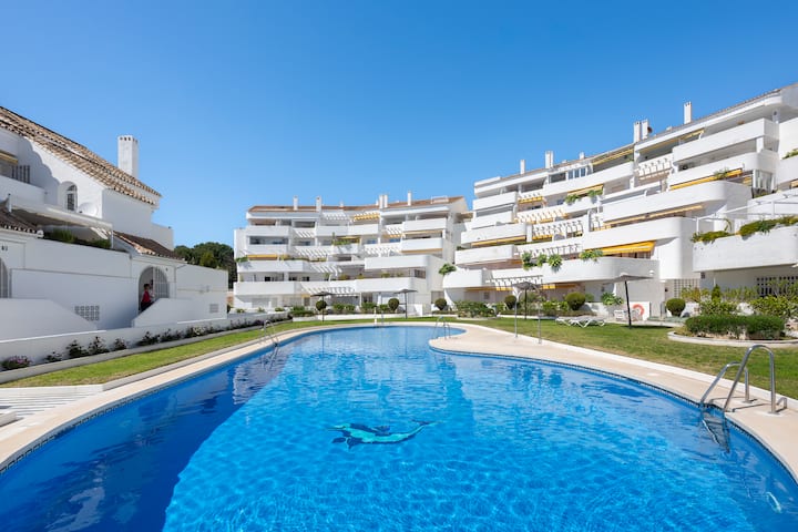 Sea Views | Pool & Mountain | Nueva Andalucia - Marbella
