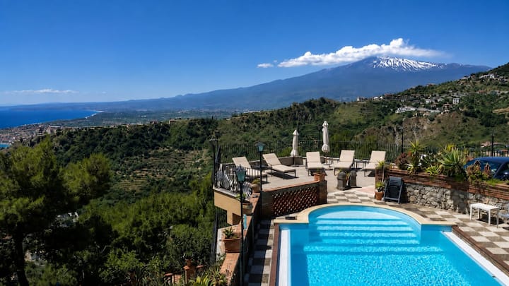 Sarah Apartment-free Parking&sea View-central - Taormina