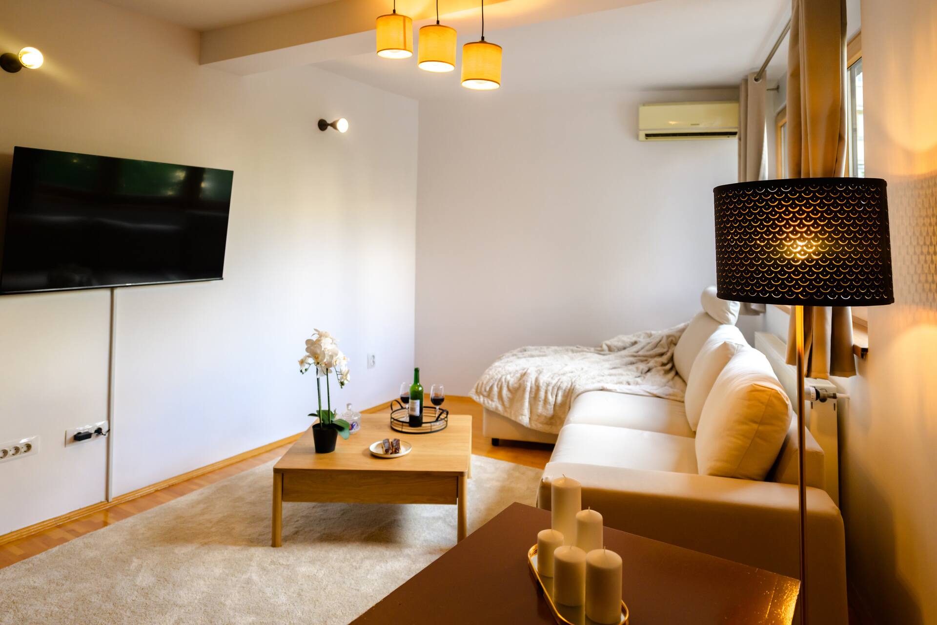 Ultra-central, stylish and peaceful apartment — foto 4