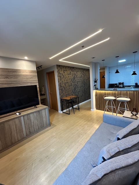 Popular Airbnb listing: Complete Luxury Serviced Apartment Downtown | Promenade Itaboraí in Itaboraí