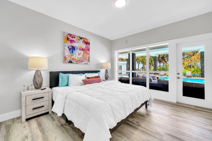 Bedroom 5 before we trimmed the trees.  Direct oceanview first floor