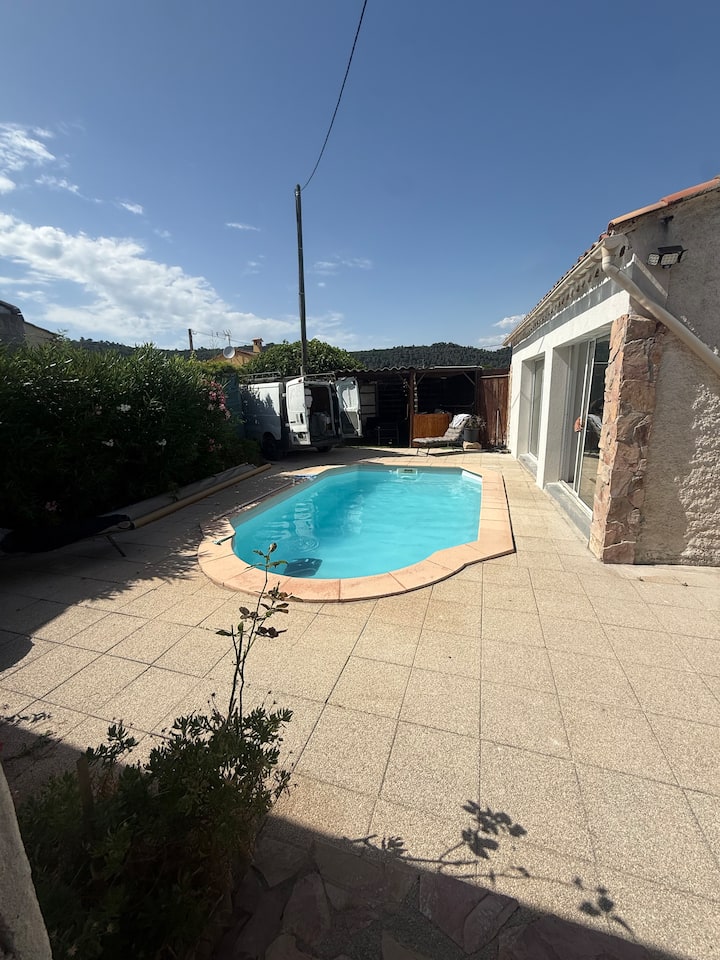 Maison Avec Piscine Privée - Département Var