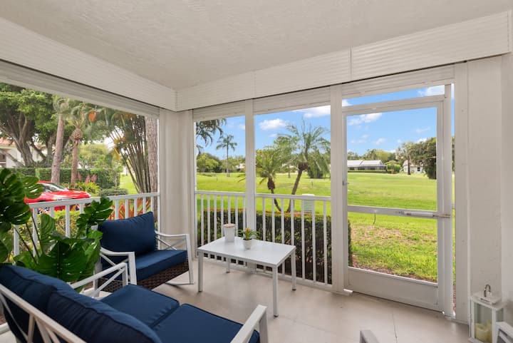 55+ Newly Remodeled, Great Location, 3 Pools, Golf - Naples, FL
