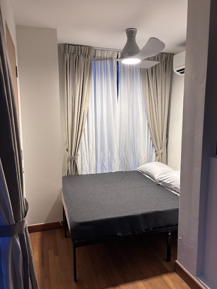 2 Rooms (1 Ensuite) For 3, 6 Min Walk To Mrt Exit - Tampines