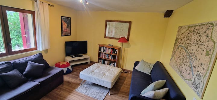 Up To 6 Person Gite With Pool And Large Garden - Vallon-Pont-d'Arc