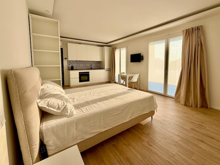 Monolocale Perfetto Per Chi Cerca Design E Comfort - Reggio Emilia