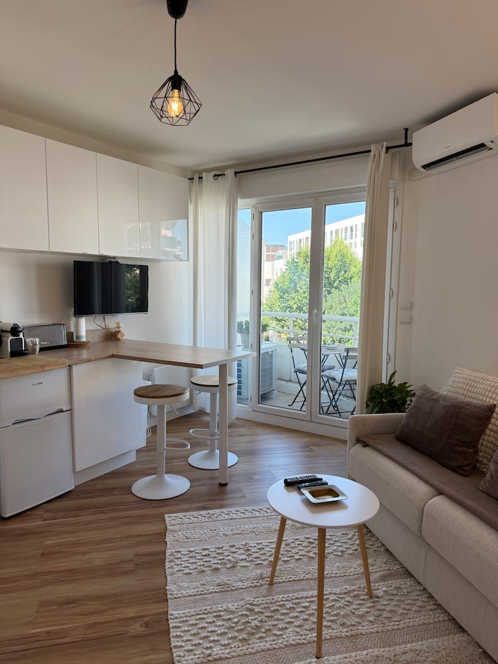 Charmant Appartement Avec Balcon  3 Personnes - Èze