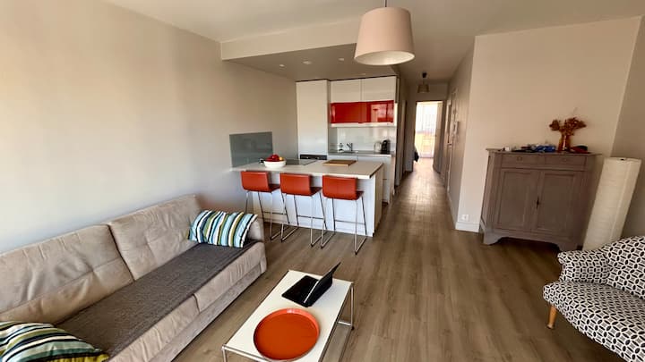 Appartement. La Plage, Le Port Et Le Marché à Pied - Cavalaire-sur-Mer