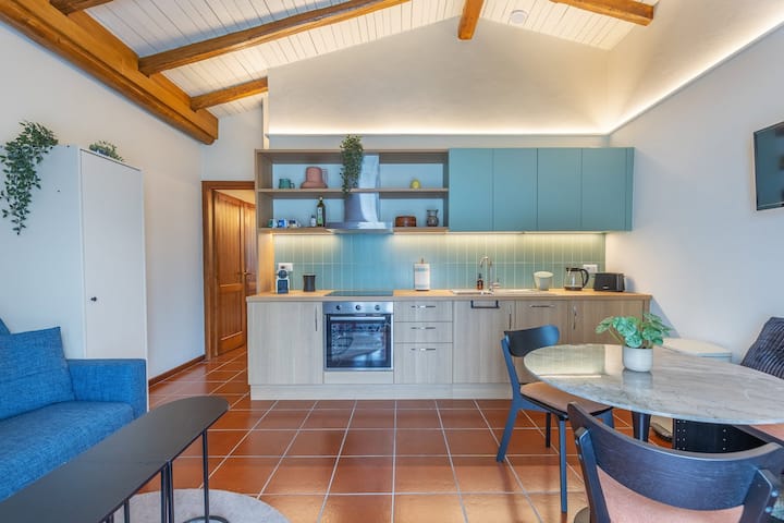 Oasis De La Colline - Vue Lac, Balcon & Parking - Lecco