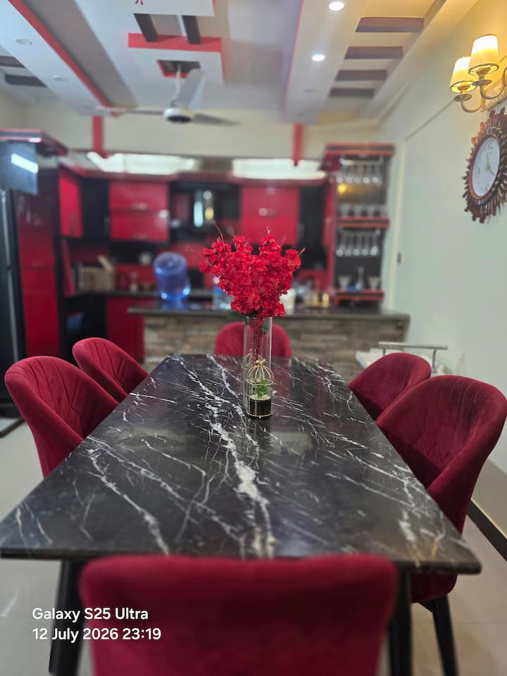 Luxury Furnished Pent House 2bed-lounge-terrace - Karachi