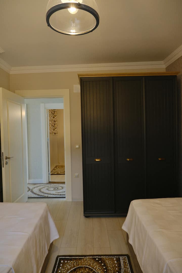 Dhomë gjumi 2