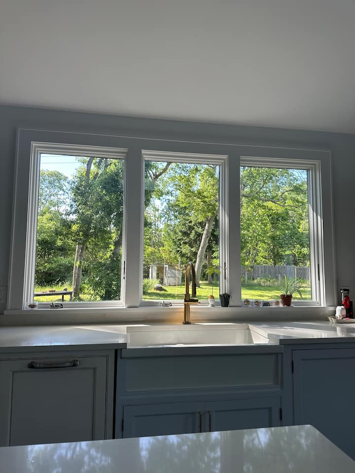 My Cozy Home With Lots Of Natural Sunlight. - Riverhead