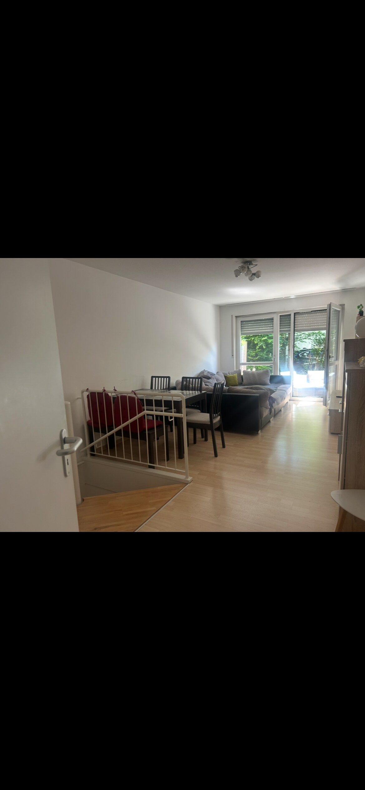 Cozy 3-room apartment with a garden.