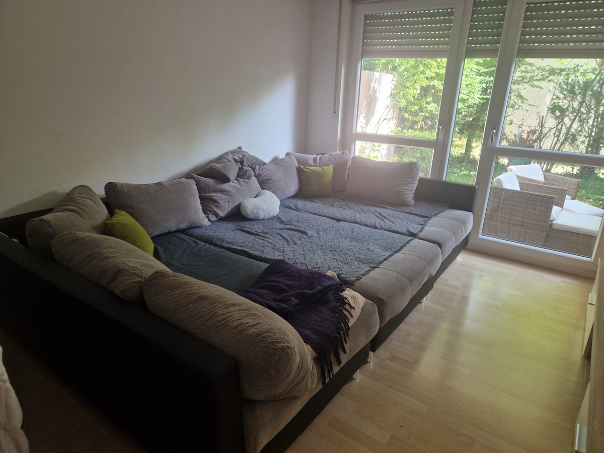 Cozy 3-room apartment with a garden.