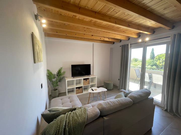 Mahouse - Kalamata