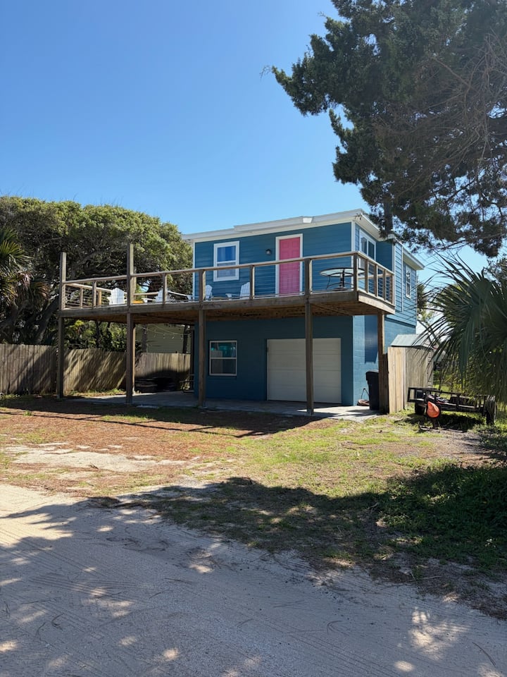 Flagler Beach Holistic House - Flagler Beach, FL