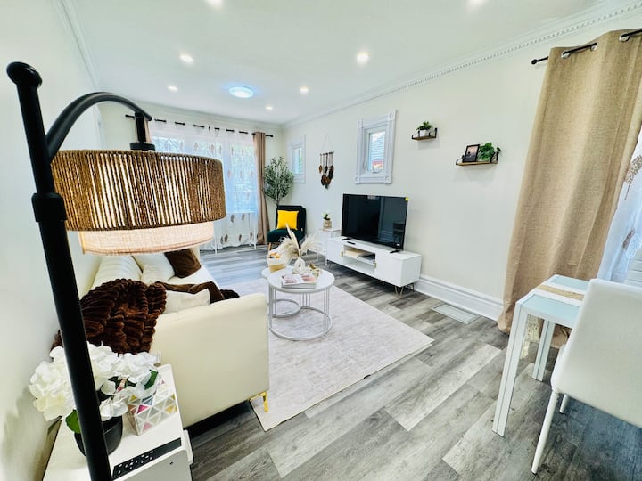 Private 2bed 1bath - The Boho Bungalow - London