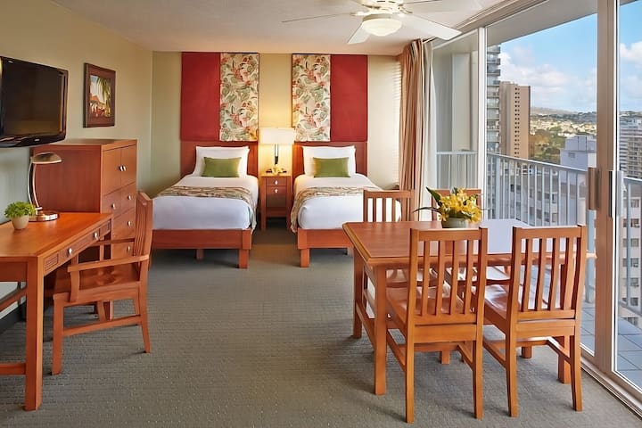 4 Studios| Bbq Access |12-min Walk To Honolulu Zoo - Honolulu, HI