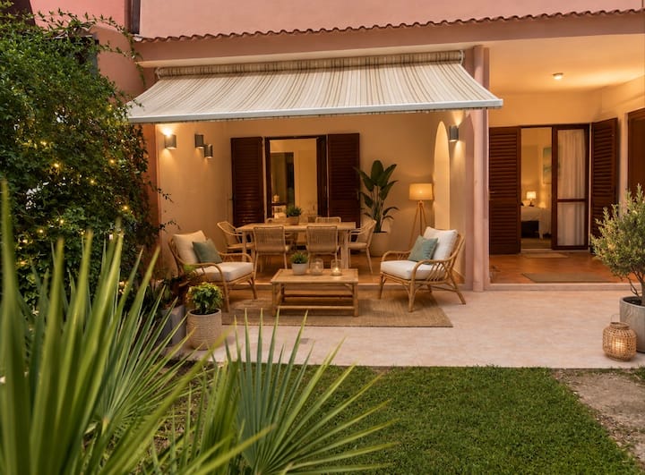 Villa Valentino, Terrazza, Giardino, 150m Dal Mare - Quartu Sant'Elena