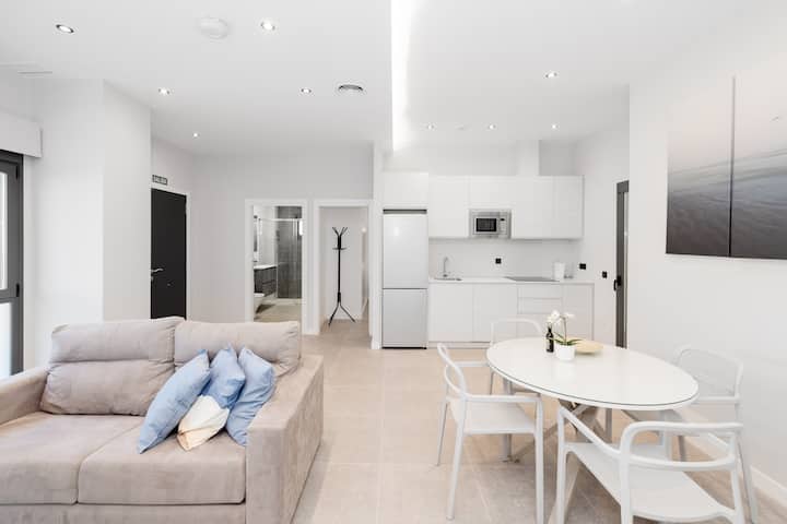 Apartamento Nº1 -2 Dorm - Antares - Vélez-Málaga