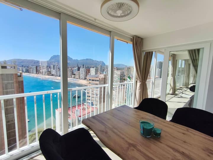 Azure Horizon - Benidorm