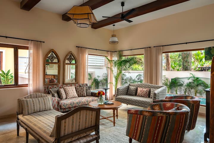 Living room image 1