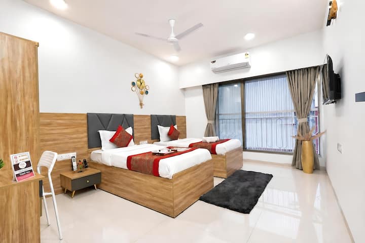 Bkc Business Suite: Large 4br With Balcony & Chef - Mumbai